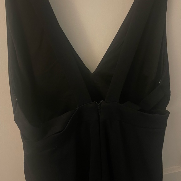 Lulus little Black dress, v-neck, scrappy back, size medium - Picture 6 of 6